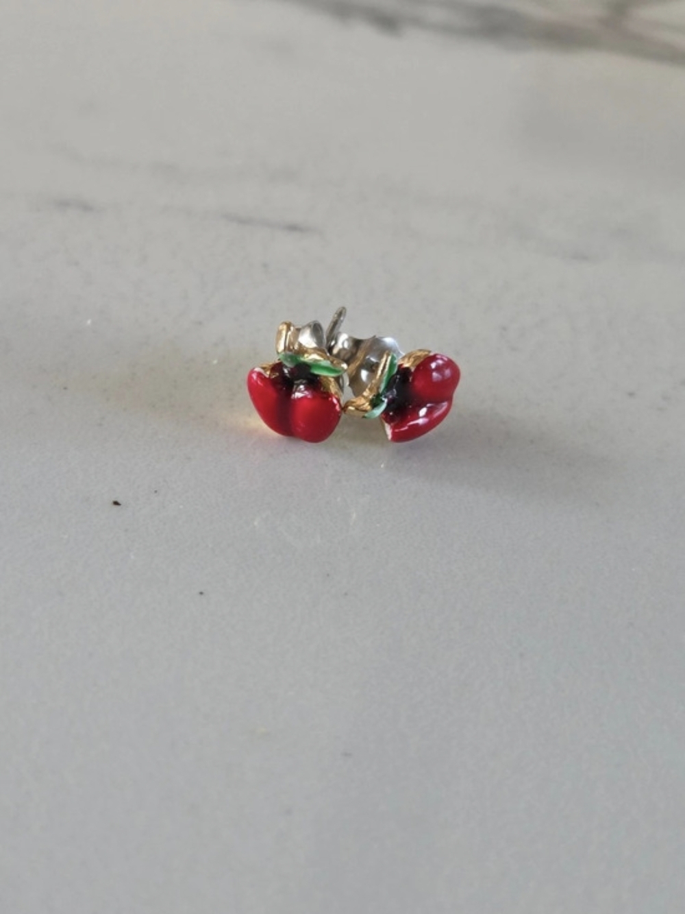 Cute Enamel Red Apple Stud Earrings Gold-Tone